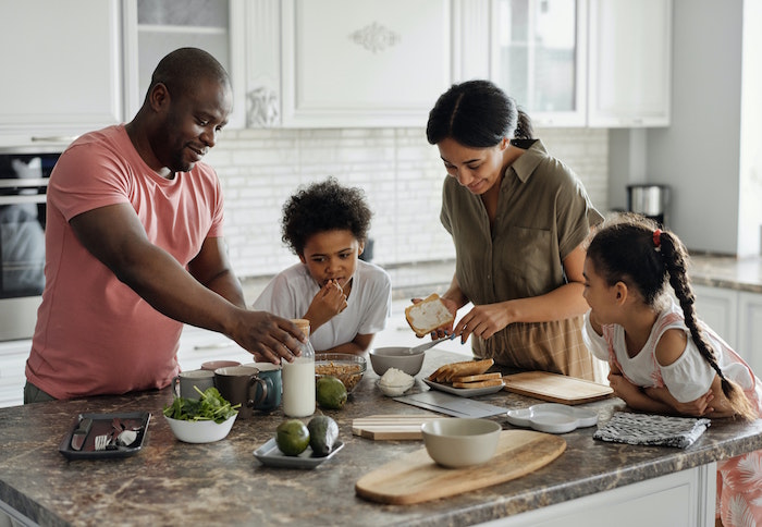 Ways Your Kids Can Help Make Thanksgiving Dinner